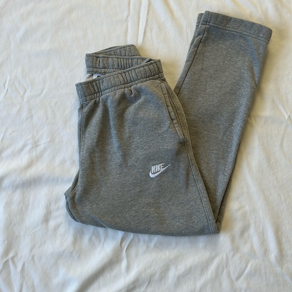 Nike men’s joggers